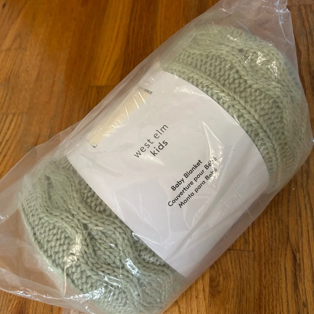 NEW West Elm Cozy Cable Knit Baby Blanket
